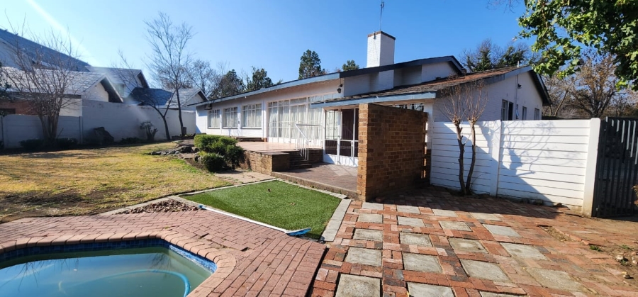 To Let 4 Bedroom Property for Rent in Panorama Free State